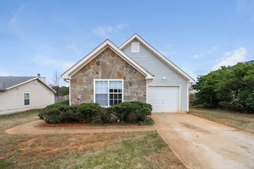 358 Autumn Lake Dr McDonough, GA 30253